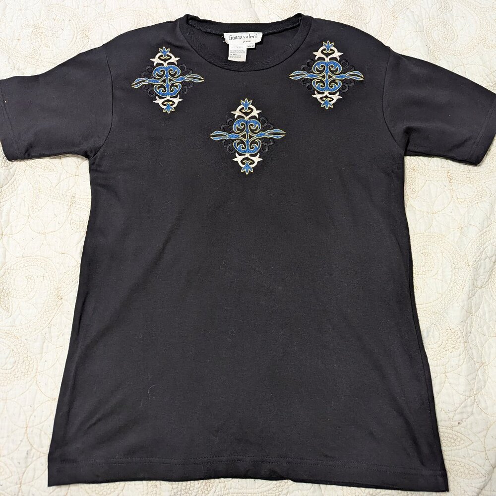 Vintage Franco Valeri T-Shirt Sz. M Black Embroidered